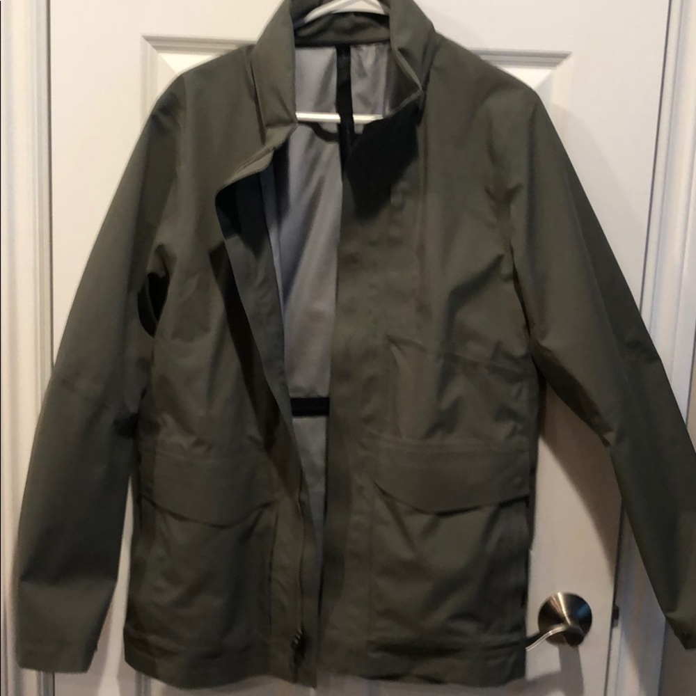Lululemon storm field jacket